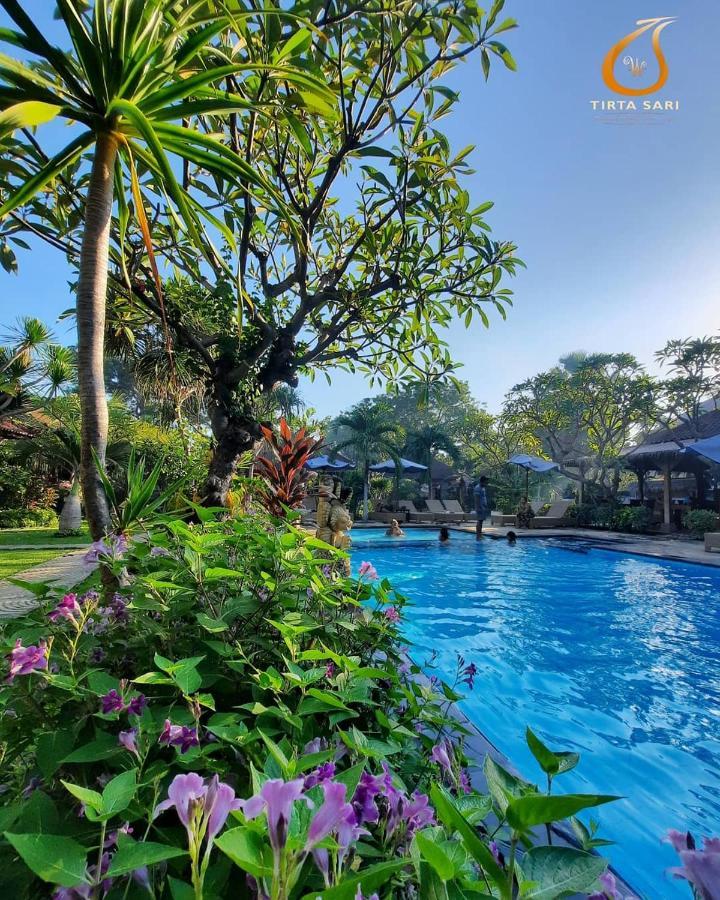 Отель Tirta Sari Bungalow Пемутеран Экстерьер фото