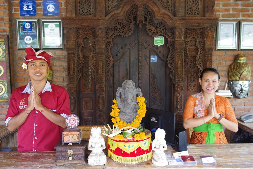 Отель Tirta Sari Bungalow Пемутеран Экстерьер фото